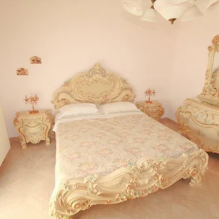 Smeraldo Vicino Al Mare Apartman *