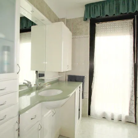 Apartman Smeraldo Vicino Al Mare