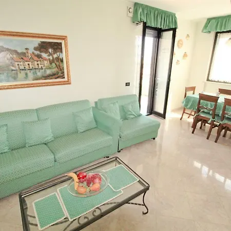 Apartment Smeraldo Vicino Al Mare